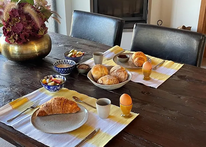 Bed & Breakfast Casas Cerejas Serra de Mangues