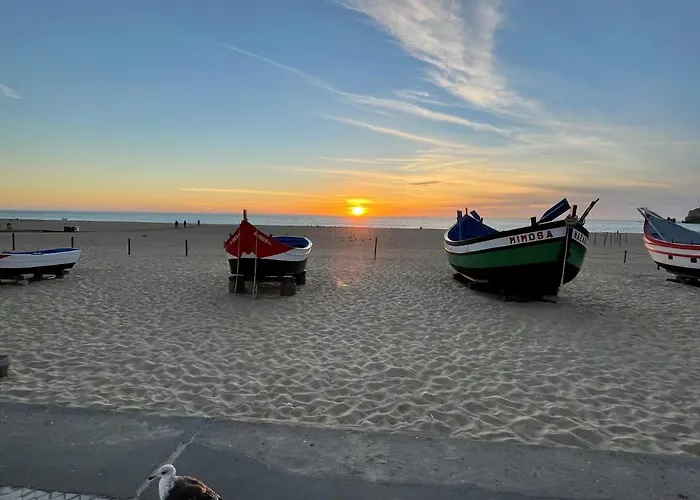 Casas Cerejas Bed & Breakfast 3*